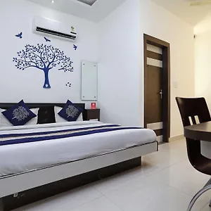 Hotel Riviera Agra (Uttar Pradesh)